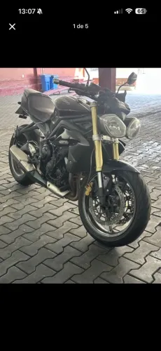 Triumph Street Triple 675 2013