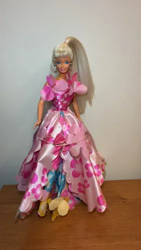 Blossom Beauty Barbie 1996