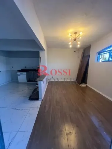 CASA A VENDA COM 3 DORMITORIOS SENDO UMA SUITE, BAIRRO VILA NOVA - RIO CLARO SP