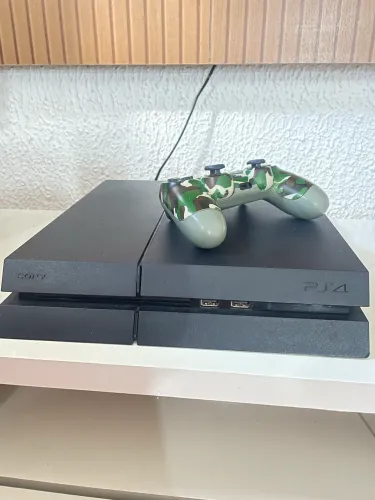 PS4 slim 1Tb de armazenamento