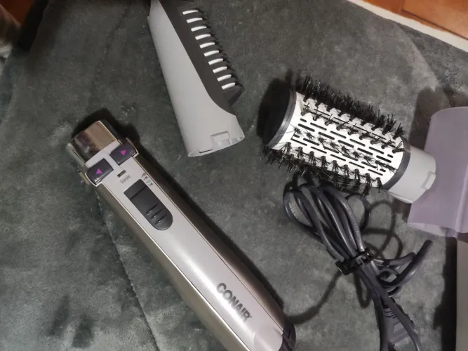 Escova modeladora