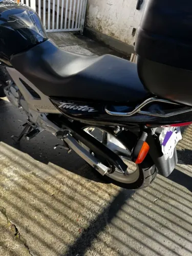 Moto Honda twister CBX 2004 6 marchas
