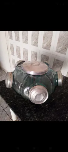 Baleiro antigo em bom estado