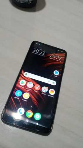Celular POCO