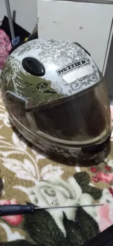 Capacete sport