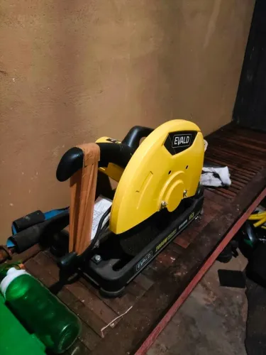 Serra rápida policorte Evald 2000w 127v