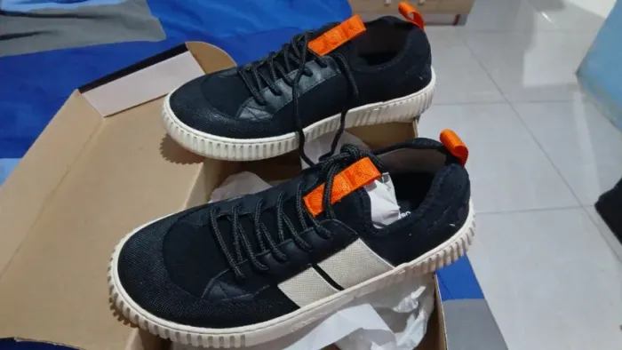 Sapatos osklen tamanho 40