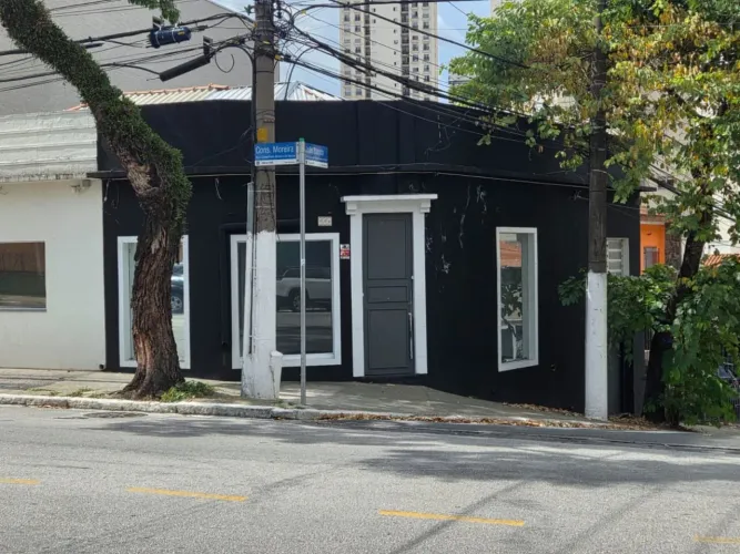 Casa comercial na Rua Conselheiro Moreira de Barros, N. 446 80 m²