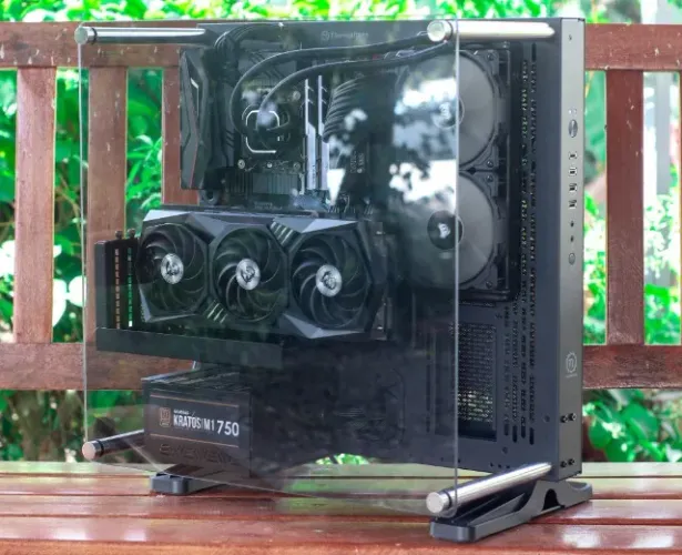 i9 9900K - 32GB - RTX 3080
