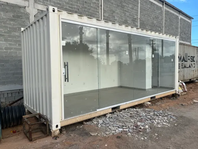 CONTAINER LOJA 