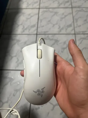 Mouse gamer Razer deathadder essential