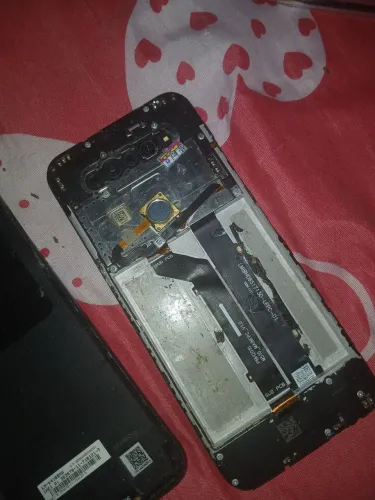 LG para retirada de peças - sem bateria