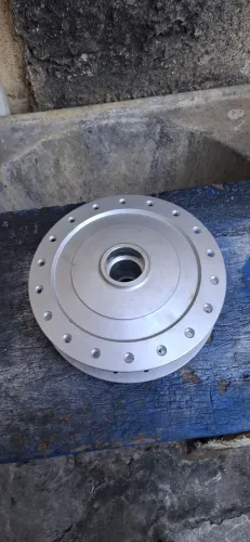 Cubo dianteiro titan 150