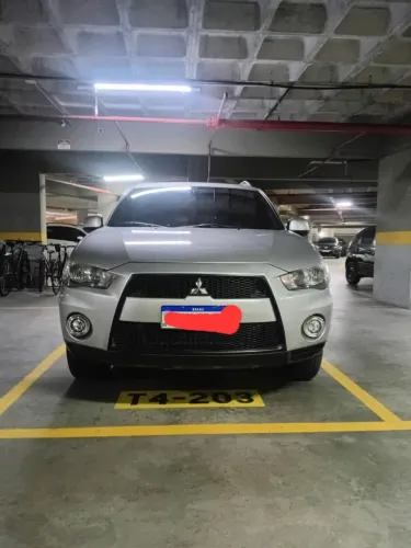 Mitsubishi Outlander 2.0 16V 160cv Aut. 2012