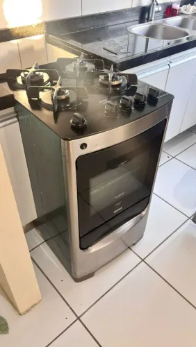 Fogão Consul 4 Bocas Inox com Mesa de Vidro (Modelo CFO4VAR) <br>Preço: 800,00