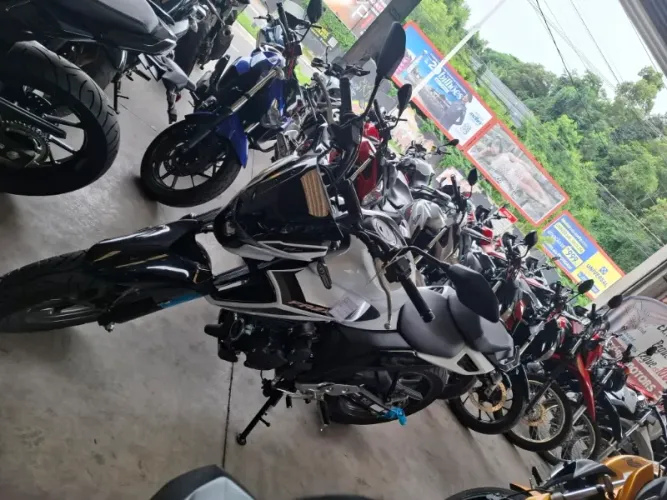 Yamaha Fazer FZ25 250 cc 