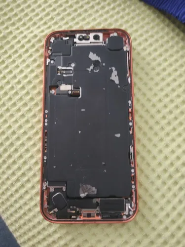 Carcaça iPhone 17 pro Max Laranja