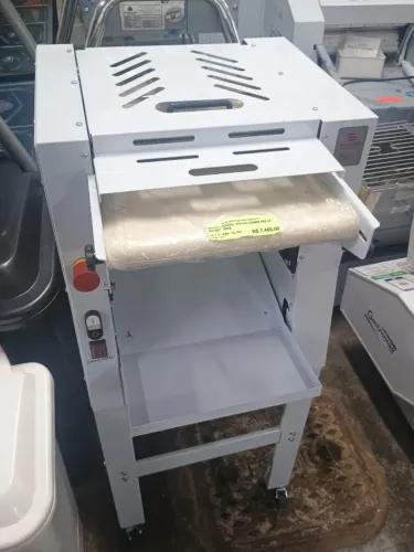 MODELADORA PARA PÃO 350MM BRAESI - NOVO