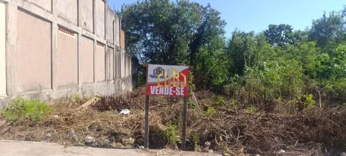 Vendo Excelente terreno de 360m² na Av Dr. Meireles Bairro Tijucal Cuiabá MT