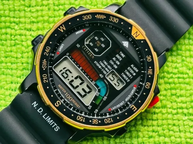 Citizen Windsurf D060 Black Gold Época Do Aqualand E Wingman (Usado)