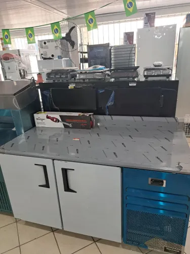 Ac balcão refrigerado 1.50mt Venâncio total inox