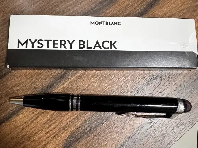 Caneta Montblanc StarWalker Precious Resin Esferográfica