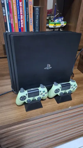 PS4 PRO