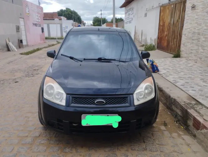 Ford Fiesta Sedan 1.0 8V Flex 4P 2009