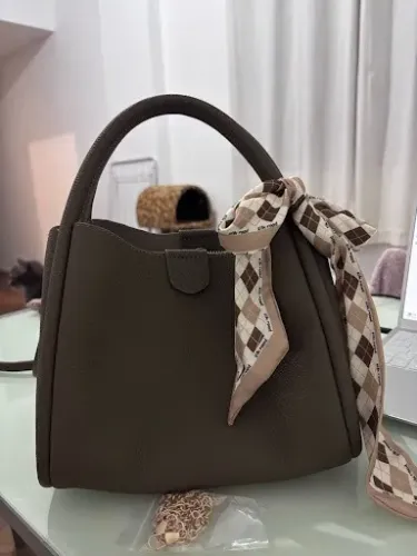 Bolsa Feminina Elegante Marrom / Taupe - Nunca Usada (Com Lenço e Alças)