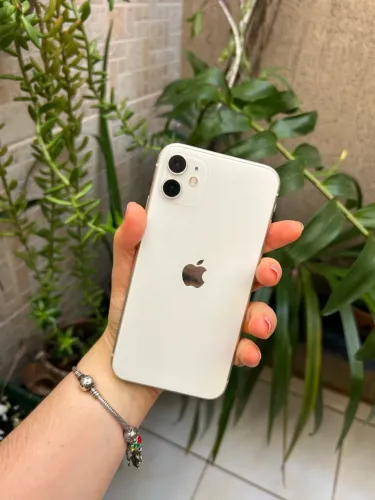 iPhone 11 64GB