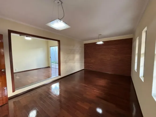 Casa para locação no Bairro Chácara Machadinho I, em Americana, SP
