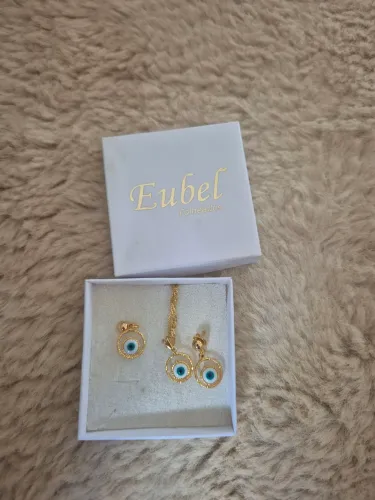 Conjunto brinco e colar