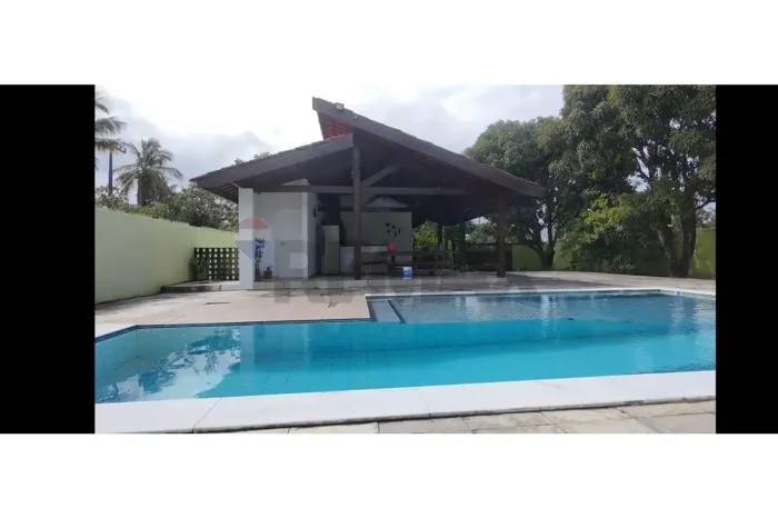 2 terrenos com espaço para eventos (Edícula) e piscina