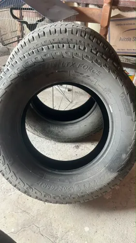 Pneus 265/65 R17 Caminhonete