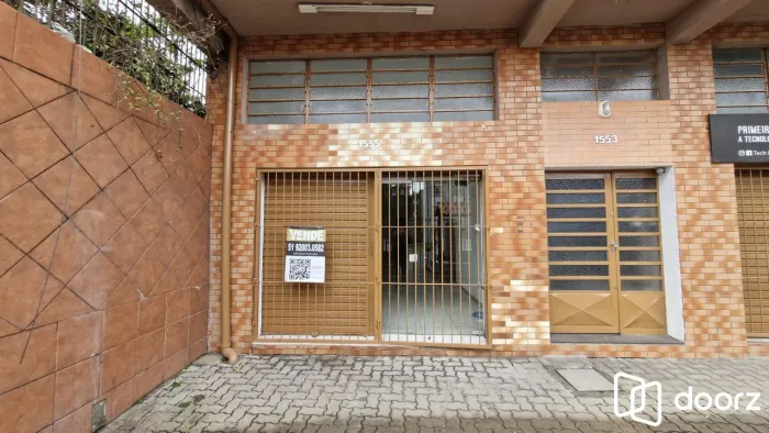 Loja à venda na Av. Cel. Massot excelente oportunidade na Zona Sul