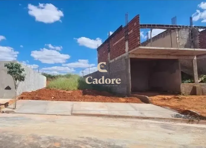 Terreno à venda no Bairro Portal do Vale Nascimento com 260m²