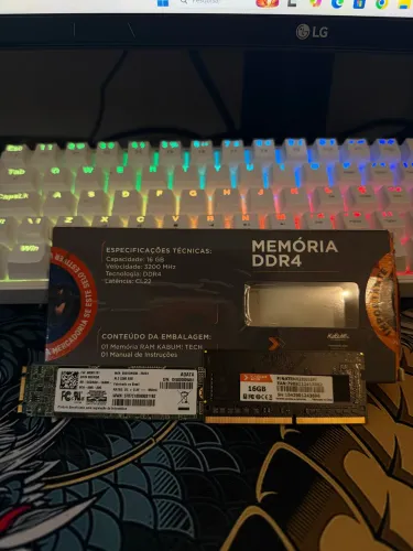 Kit 16 gb RAM 3200 MHZ + SSD NVME 256