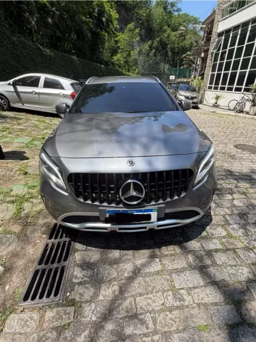 Mercedes-Benz GLA 200 Adv. 1.6/1.6 TB 16V Flex Aut. 2019