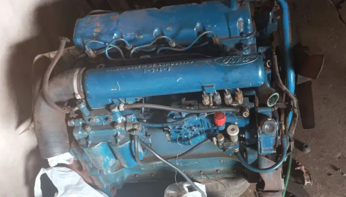 Motor Ford para trator 5600/6600 ou f4000