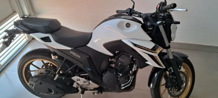 Vendo Fazer 250