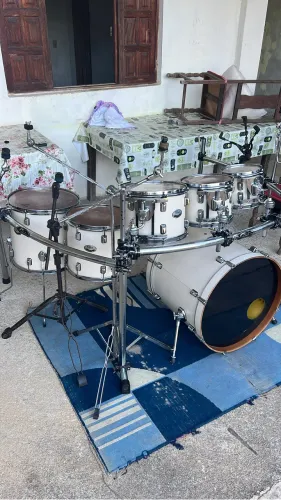 Bateria adah