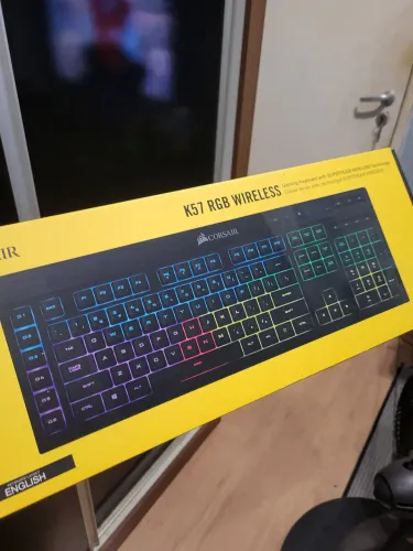 Teclado Corsair K57