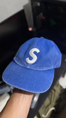 Boné supreme logo S