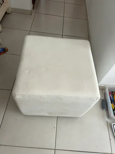 Puff branco 50x50 - corino