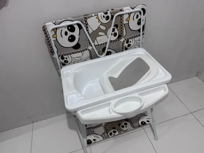 Banheira Burigotto com Suporte e Trocador Panda - Completa e Muito Conservada