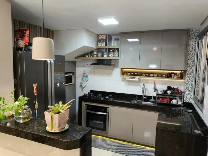 Vendo casa recem reformada