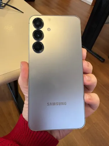 Celular Samsung S25 - 12 GB - 256 GB PRATA