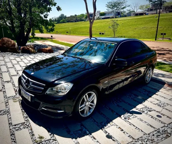 Mercedes-Benz C-180 CGI Classic 1.8 16V 156cv Aut. 2012