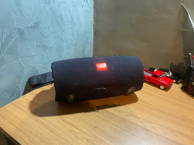 Caixa de som JBL EXTREME 2