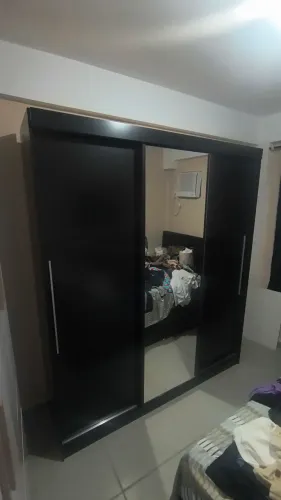 Vendo guarda roupa 1.80m de largura